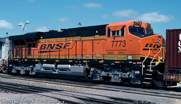 BNSF 7773 ES44DC.jpg